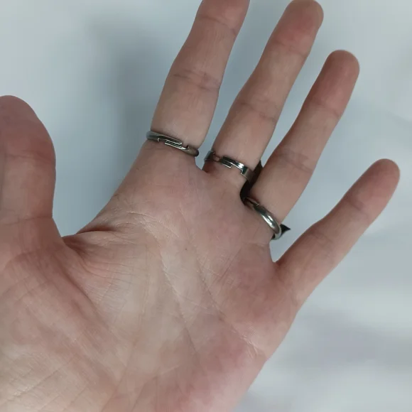 90s Ring Set. - Picture 2 of 4